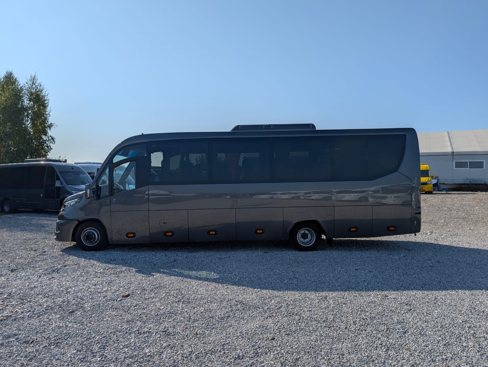 IVECO 35+2 – foto 2